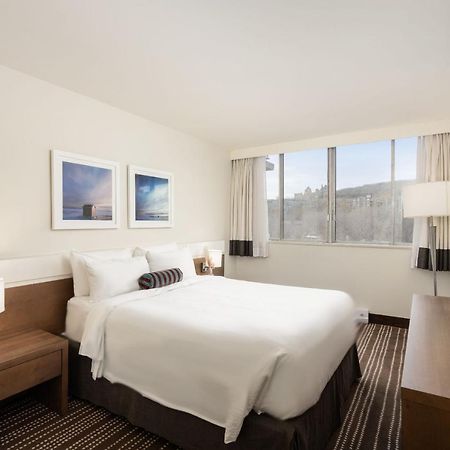 Hotel 2170 Lincoln Downtown מונטריאול מראה חיצוני תמונה