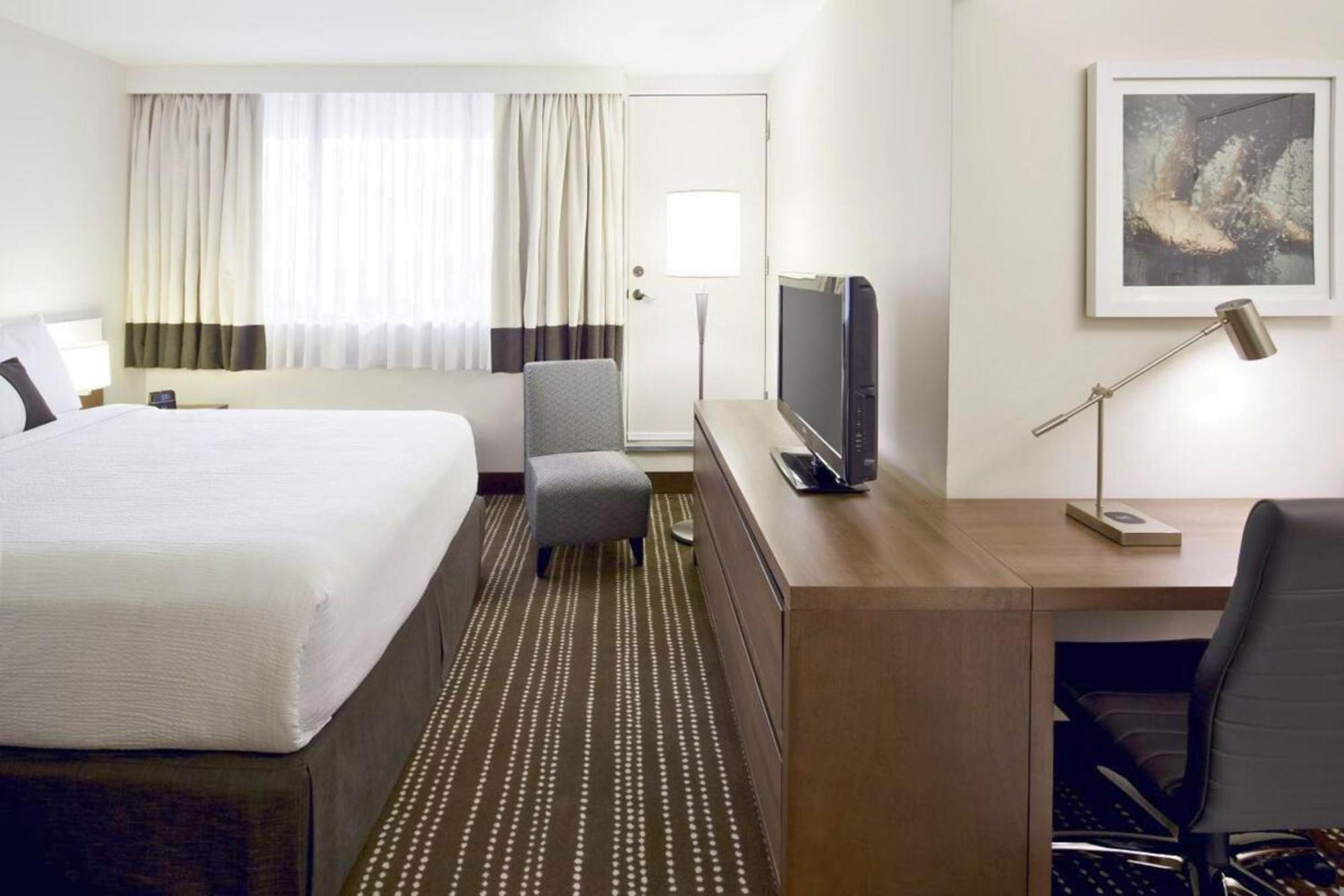 Hotel 2170 Lincoln Downtown מונטריאול מראה חיצוני תמונה